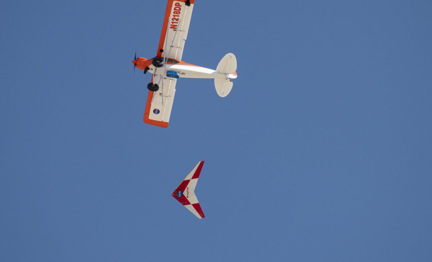 The Preliminary Research Aerodynamic Design to Land on Mars, or Prandtl-M, glider flies after a magnetic release mechanism on the Carbon-Z Cub was activated to air launch the aircraft. A team from NASA’s Armstrong Flight Research Center in Edwards, Calif., conducted the successful research flight.