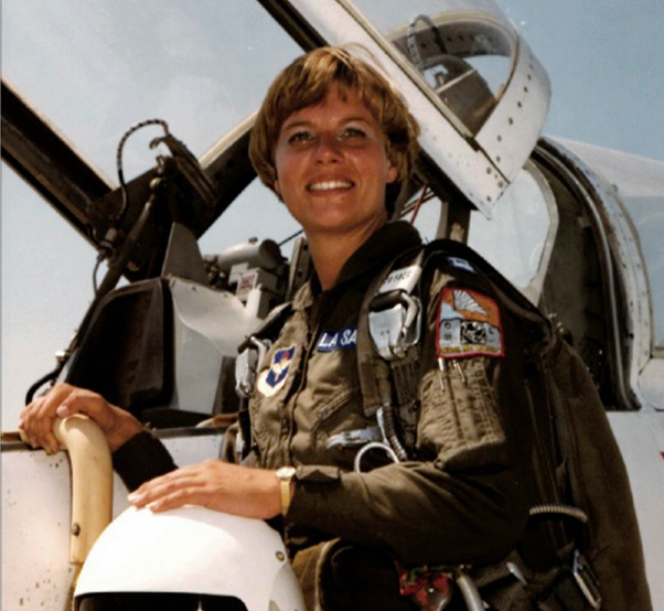 female-pilot