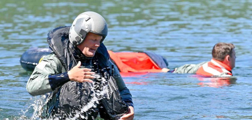 National Guard, California, Oregon, 144th FW, 173rd FW, Cultus Lake, Water Survival, Aircrew Flight Equipment