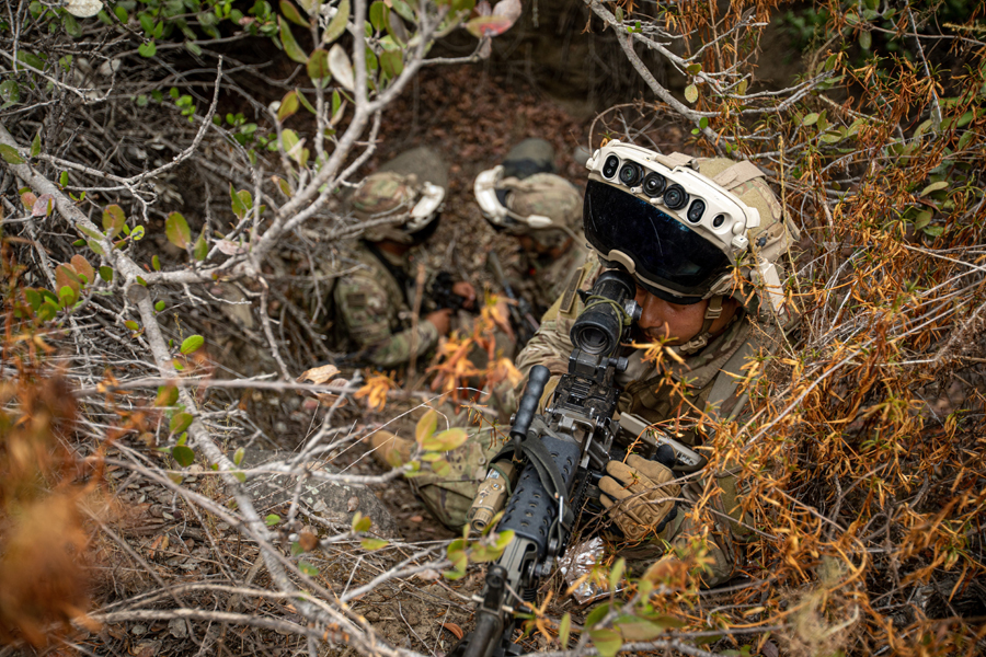 Army photograph by Spec. Osvaldo Fuentes