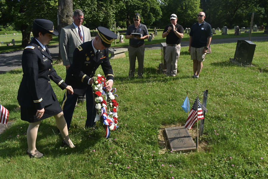 Army photograph by Sgt. Andrew Valenza